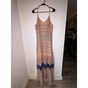 bcbg embroidered handkerchief dress Bcbgmaxazria Handkerchief Dress S